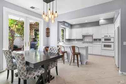 34 Woodbridge Way, Novato, CA 94949 - Photo 8