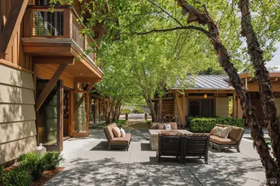 437 W Dry Creek Road, Healdsburg, CA 95448 - Photo 12