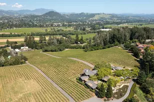 437 W Dry Creek Rd, Healdsburg, CA 95448 - Photo 2