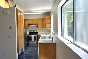 2125 W Steele Ln, Santa Rosa, CA 95403 - Photo 4