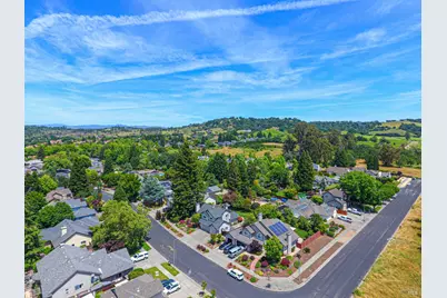 592 Peppertree Drive, Windsor, CA 95492 - Photo 52