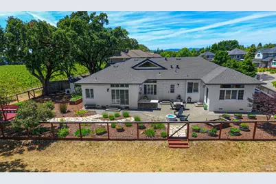 592 Peppertree Drive, Windsor, CA 95492 - Photo 1