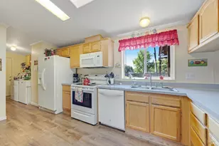 16643 Ellen Springs Rd, Lower Lake, CA 95457 - Photo 20