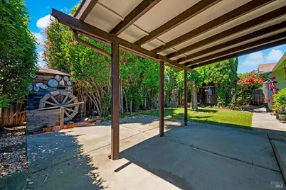 350 Weatherly Way, Vacaville, CA 95687 - Photo 38