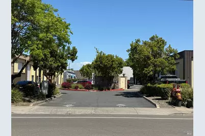 311 W 9th Street, Santa Rosa, CA 95401 - Photo 4
