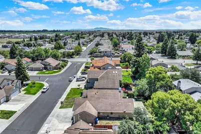 718 Fox Hollow Way, Vacaville, CA 95687 - Photo 42