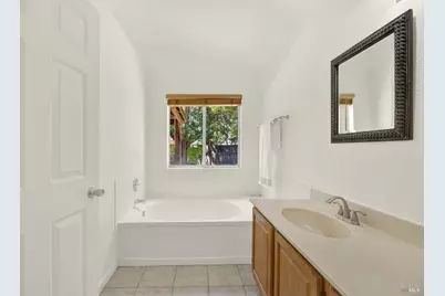 718 Fox Hollow Way, Vacaville, CA 95687 - Photo 38
