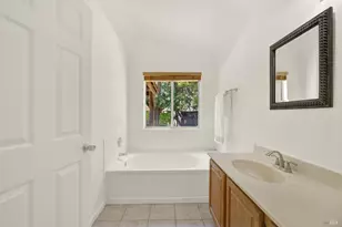 718 Fox Hollow Way, Vacaville, CA 95687 - Photo 38