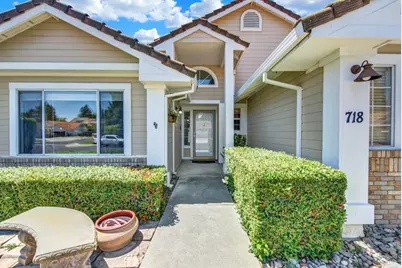 718 Fox Hollow Way, Vacaville, CA 95687 - Photo 10
