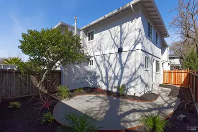 8690 Old Redwood Highway, Windsor, CA 95492 - Photo 4