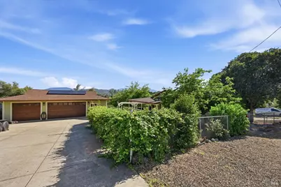20257 Indian Rock Road, Hidden Valley Lake, CA 95467 - Photo 32