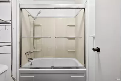 152 Valparaiso Avenue, Cotati, CA 94931 - Photo 32