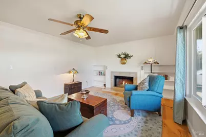180 Barrio Way, Windsor, CA 95492 - Photo 10