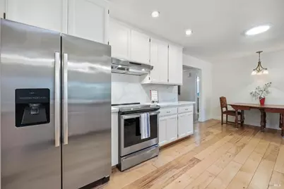180 Barrio Way, Windsor, CA 95492 - Photo 16