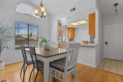 800 Charter Way, Vacaville, CA 95687 - Photo 12