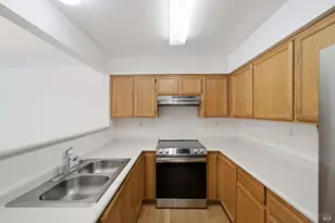 554 Torrey Pine Ln, Santa Rosa, CA 95407 - Photo 14