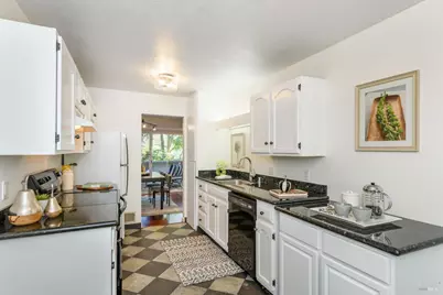 36 Schmidt Lane, San Rafael, CA 94903 - Photo 14