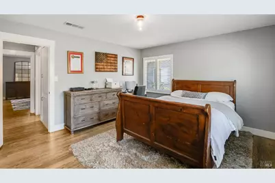 2129 Euclid Avenue, Napa, CA 94558 - Photo 32