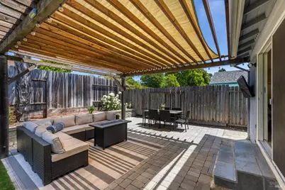 905 Saint Francis Drive, Petaluma, CA 94954 - Photo 30