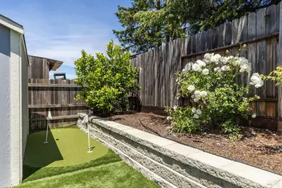 905 Saint Francis Drive, Petaluma, CA 94954 - Photo 34