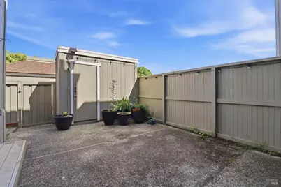 12 Lakeview Court, Novato, CA 94947 - Photo 26