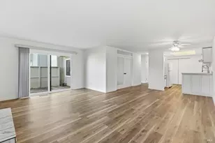 12 Lakeview Ct, Novato, CA 94947 - Photo 2