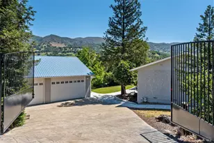 800 Riverside Dr, Ukiah, CA 95482 - Photo 2