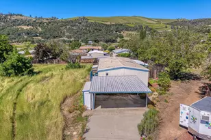 13902 Apple Ln, Clearlake Oaks, CA 95423 - Photo 2