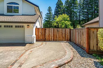 9663 Lakewood Drive, Windsor, CA 95492 - Photo 62