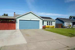 717 Capistrano Dr, Suisun City, CA 94585 - Photo 2