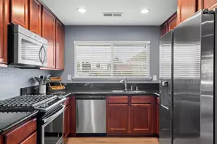 717 Capistrano Dr, Suisun City, CA 94585 - Photo 10