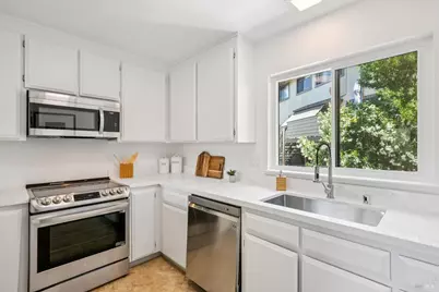 20 Corte Real, Greenbrae, CA 94904 - Photo 6