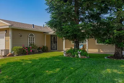 190 Olympic Circle, Vacaville, CA 95687 - Photo 4