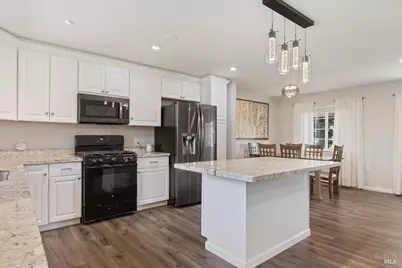 190 Olympic Circle, Vacaville, CA 95687 - Photo 12