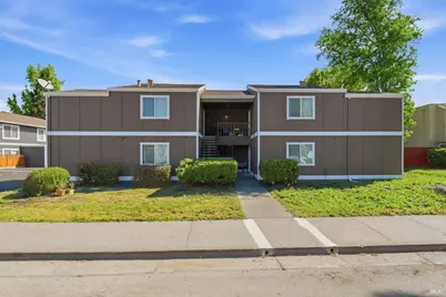 2900 Yulupa Avenue, Santa Rosa, CA 95405 - Photo 1