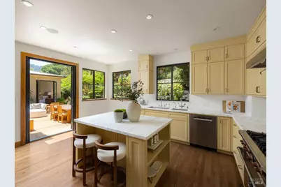 110 Walnut Avenue, Corte Madera, CA 94925 - Photo 16