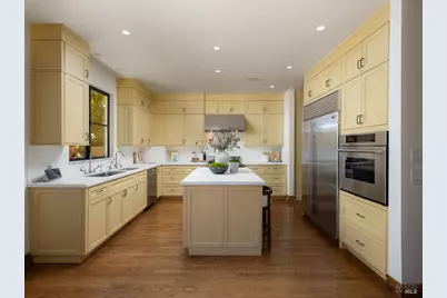 110 Walnut Avenue, Corte Madera, CA 94925 - Photo 14