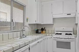 108 American Way, Vacaville, CA 95687 - Photo 6