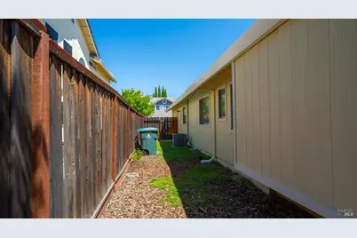 108 American Way, Vacaville, CA 95687 - Photo 30
