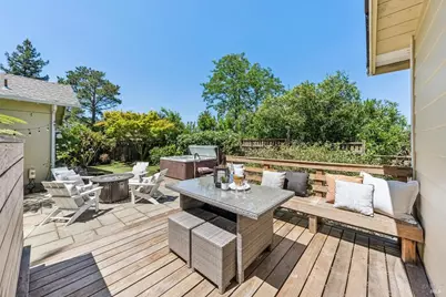 215 Chapman Drive, Corte Madera, CA 94925 - Photo 16
