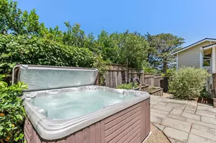 215 Chapman Dr, Corte Madera, CA 94925 - Photo 24