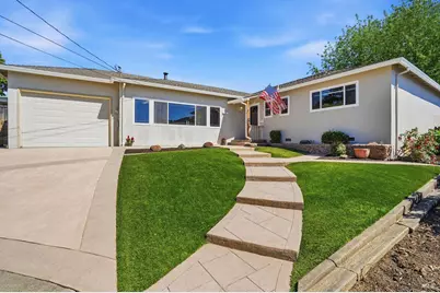 32 Colinda Drive, Petaluma, CA 94952 - Photo 1