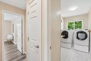 870 W J St, Benicia, CA 94510 - Photo 12