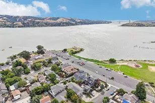 870 W J St, Benicia, CA 94510 - Photo 40
