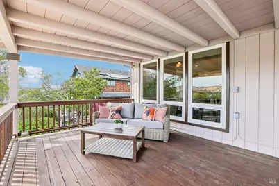 870 W J Street, Benicia, CA 94510 - Photo 12