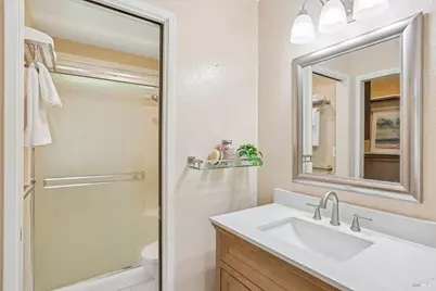 870 W J Street, Benicia, CA 94510 - Photo 20