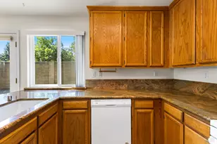 1109 Syracuse Cir, Vacaville, CA 95687 - Photo 20
