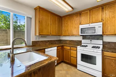 1109 Syracuse Circle, Vacaville, CA 95687 - Photo 22