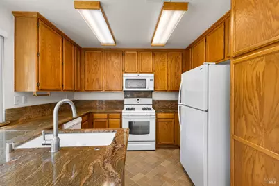 1109 Syracuse Circle, Vacaville, CA 95687 - Photo 18