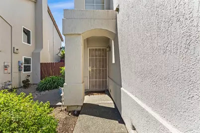 1109 Syracuse Circle, Vacaville, CA 95687 - Photo 2